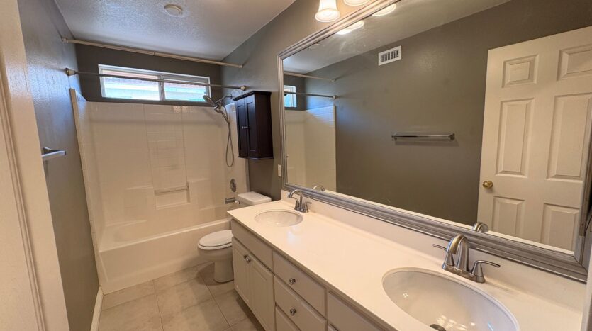 1456 Pinewood Dr - Corona - California - 4 bed, 3 bath rental property