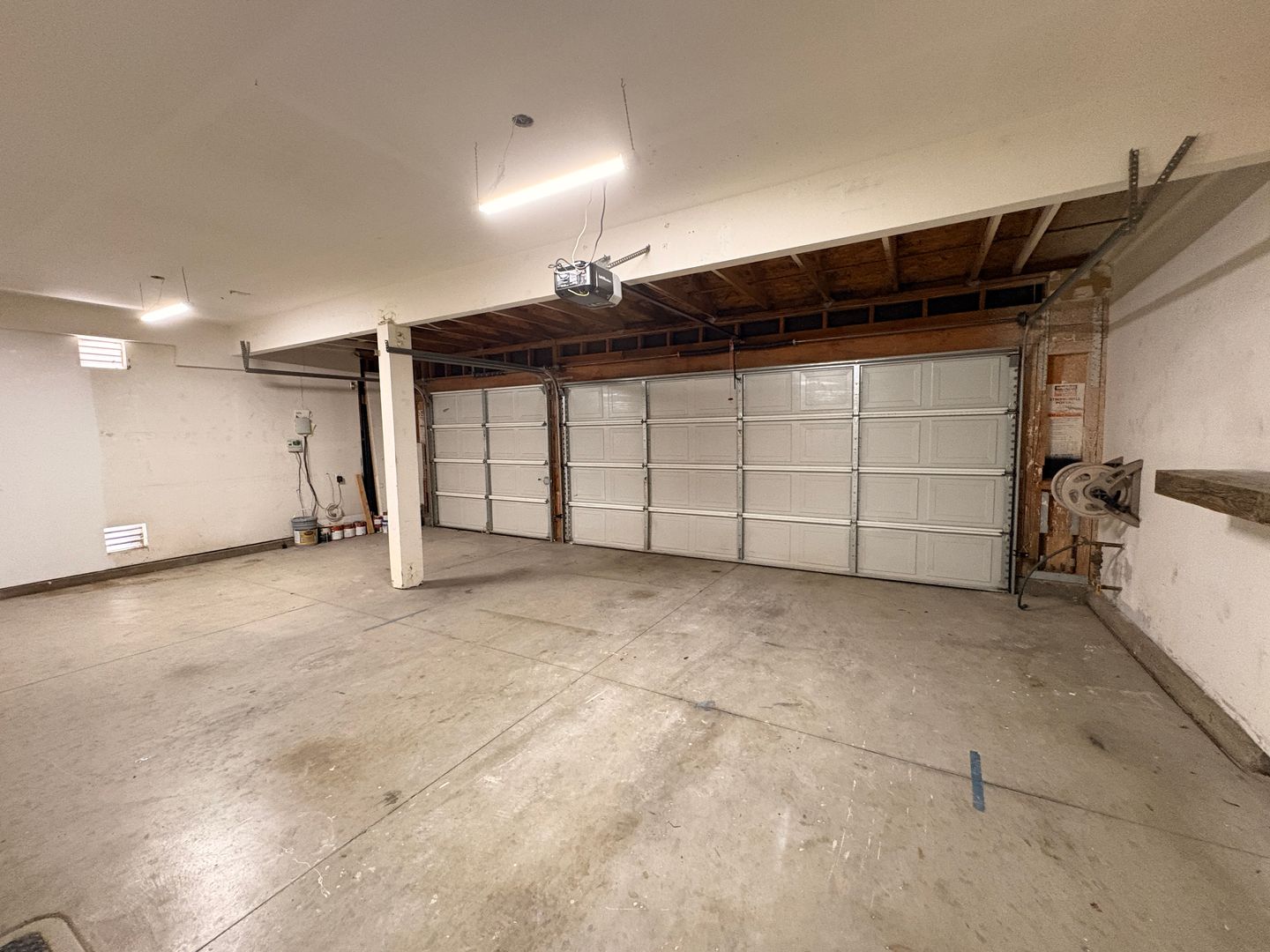 1456 Pinewood Dr - Corona - California - 4 bed, 3 bath rental property