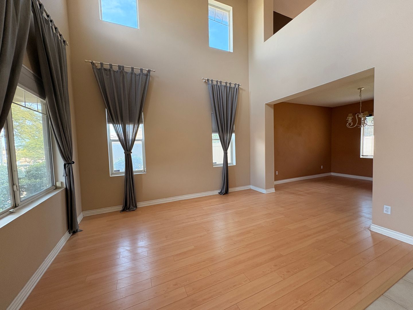 1456 Pinewood Dr - Corona - California - 4 bed, 3 bath rental property
