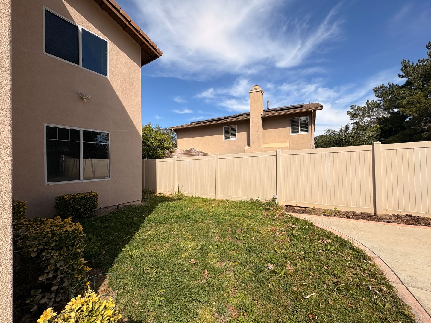 1456 Pinewood Dr - Corona - California - 4 bed, 3 bath rental property