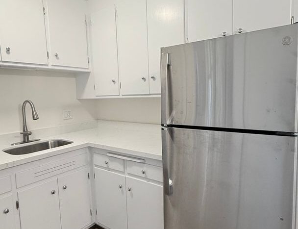 14723 Martell Ave - San Leandro - California - 2 bed, 1 bath rental property