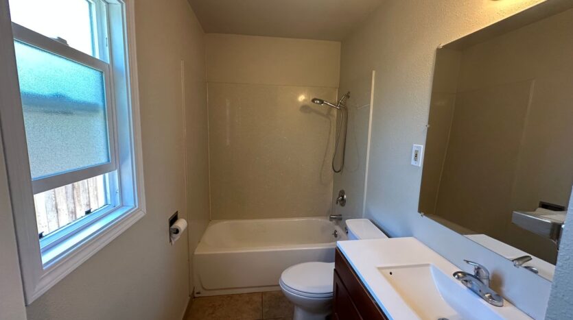 1480-1496 167th Ave - San Leandro - California - 1 bed, 1 bath rental property