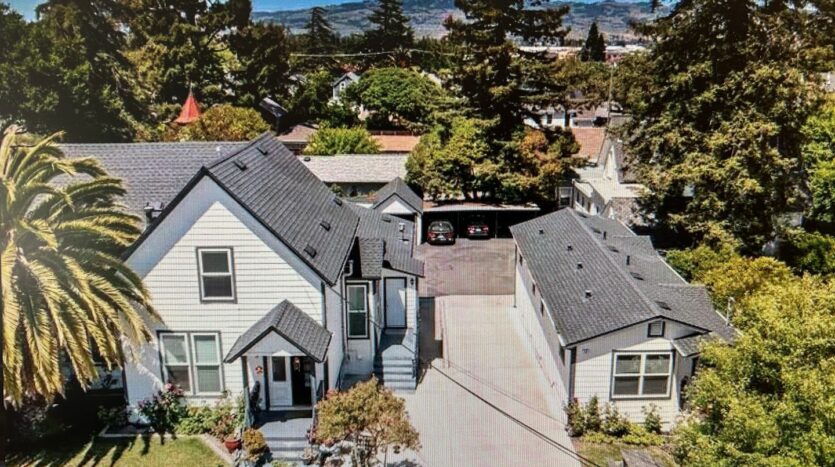 15 7th Street - Unit 3 - Petaluma - California - 2 bed, 1 bath rental property