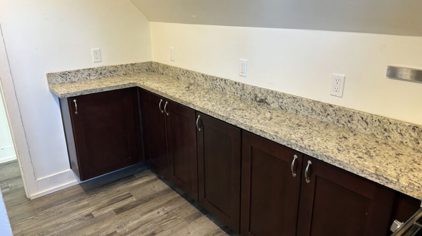 15 7th Street - Unit 3 - Petaluma - California - 2 bed, 1 bath rental property