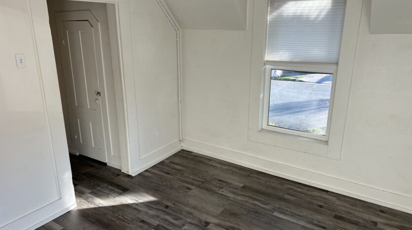 15 7th Street - Unit 3 - Petaluma - California - 2 bed, 1 bath rental property