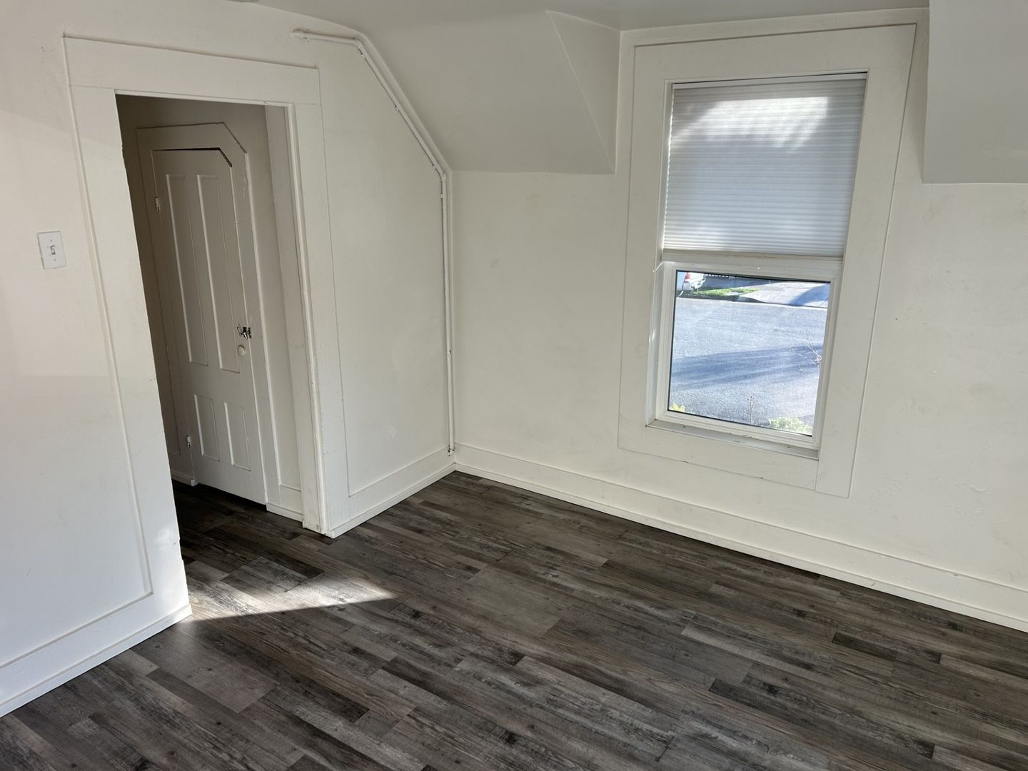 15 7th Street - Unit 3 - Petaluma - California - 2 bed, 1 bath rental property