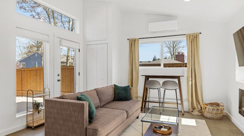 1507 E 29th St  Unit A - Vancouver - Washington - 1 bed, 1 bath rental property