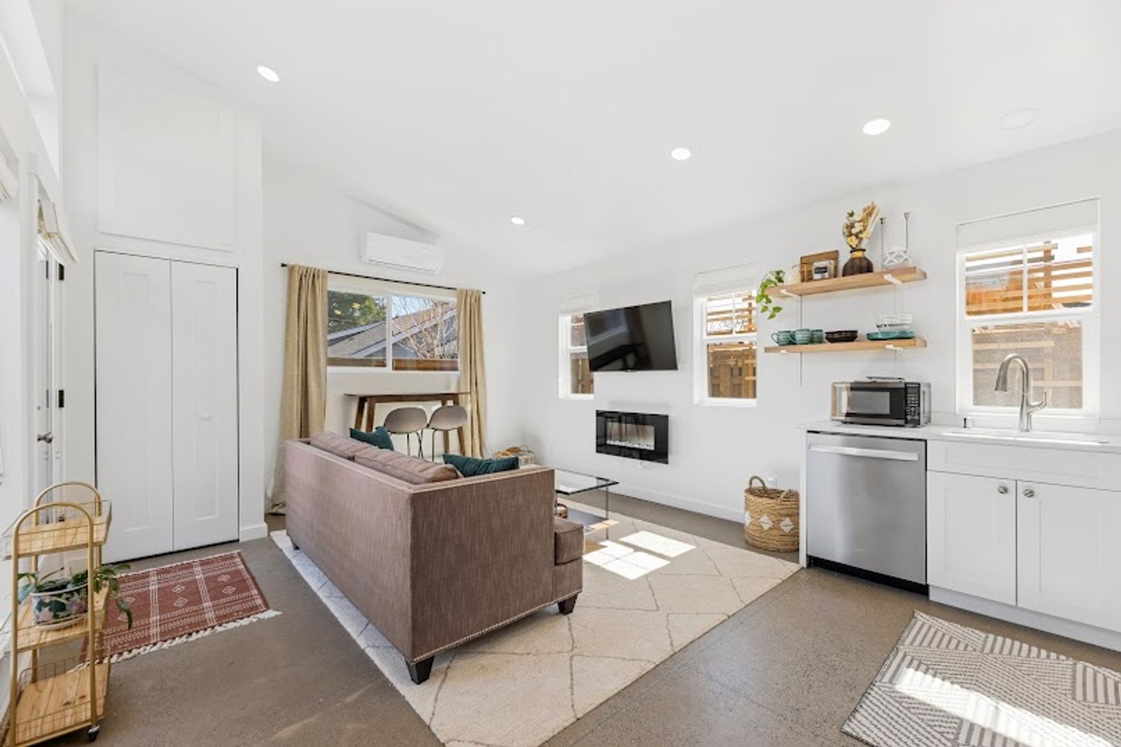 1507 E 29th St  Unit A - Vancouver - Washington - 1 bed, 1 bath rental property