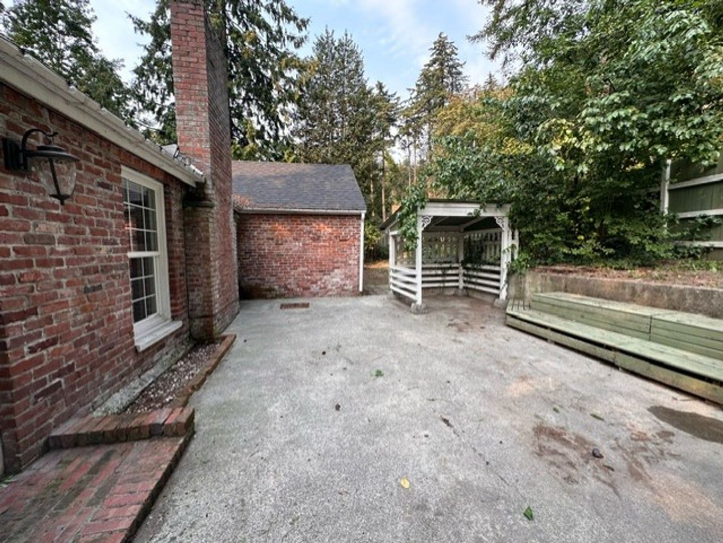 1600 Blodgett Rd  - Mount Vernon - Washington - 2 bed, 1.5 bath rental property