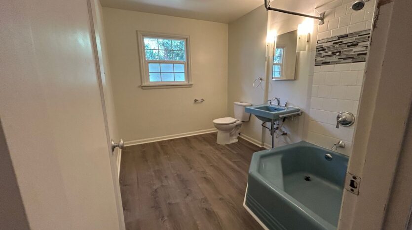 1600 Blodgett Rd  - Mount Vernon - Washington - 2 bed, 1.5 bath rental property