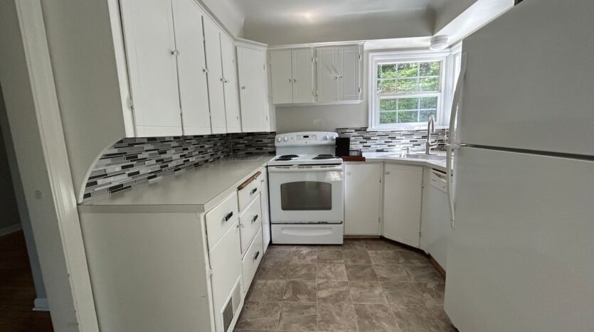 1600 Blodgett Rd  - Mount Vernon - Washington - 2 bed, 1.5 bath rental property
