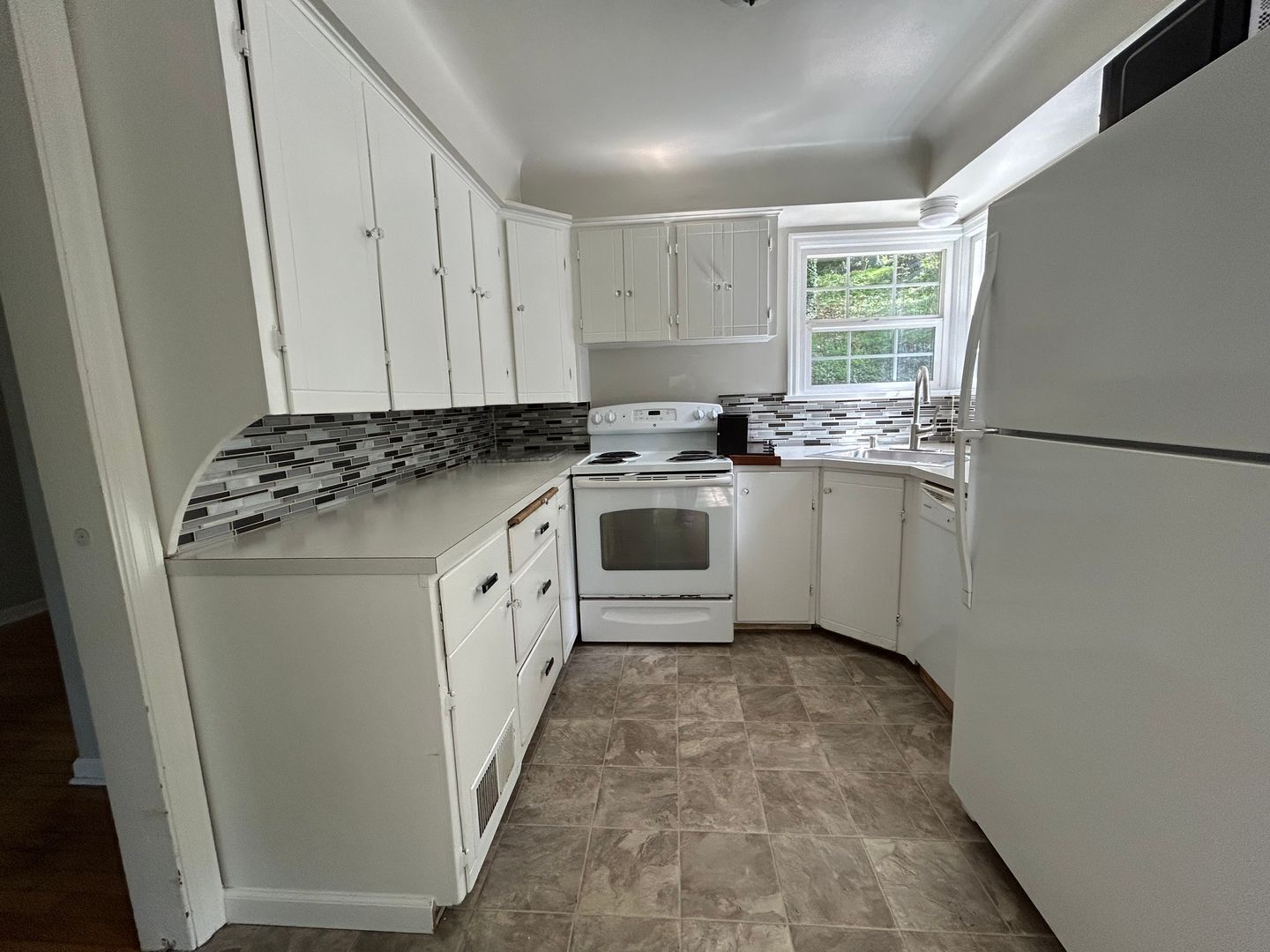 1600 Blodgett Rd  - Mount Vernon - Washington - 2 bed, 1.5 bath rental property
