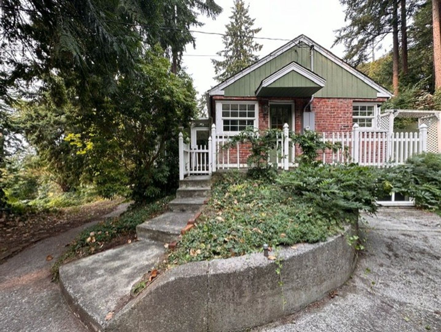 1600 Blodgett Rd  - Mount Vernon - Washington - 2 bed, 1.5 bath rental property