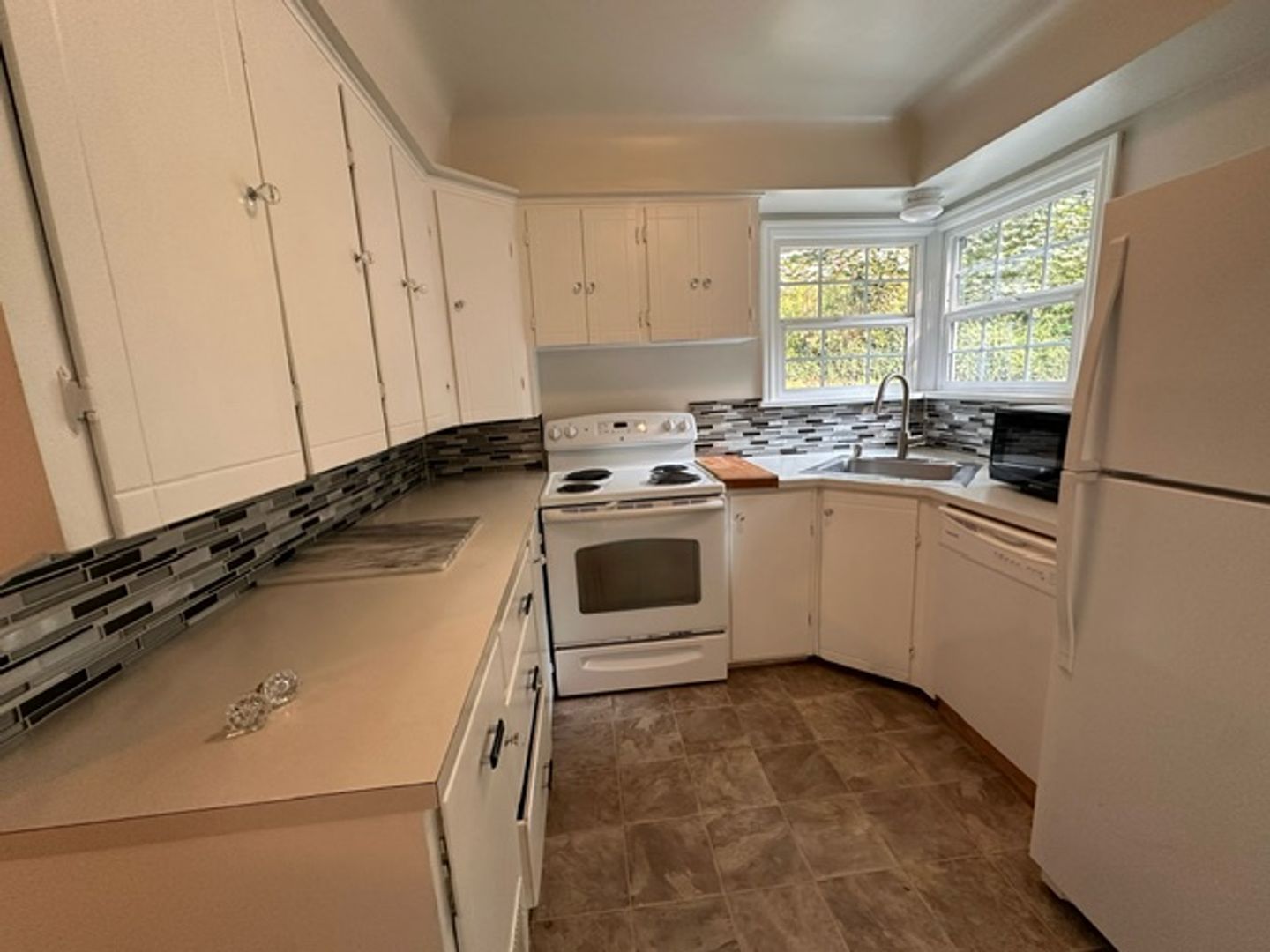 1600 Blodgett Rd  - Mount Vernon - Washington - 2 bed, 1.5 bath rental property