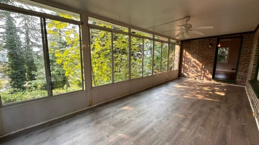 1600 Blodgett Rd  - Mount Vernon - Washington - 2 bed, 1.5 bath rental property