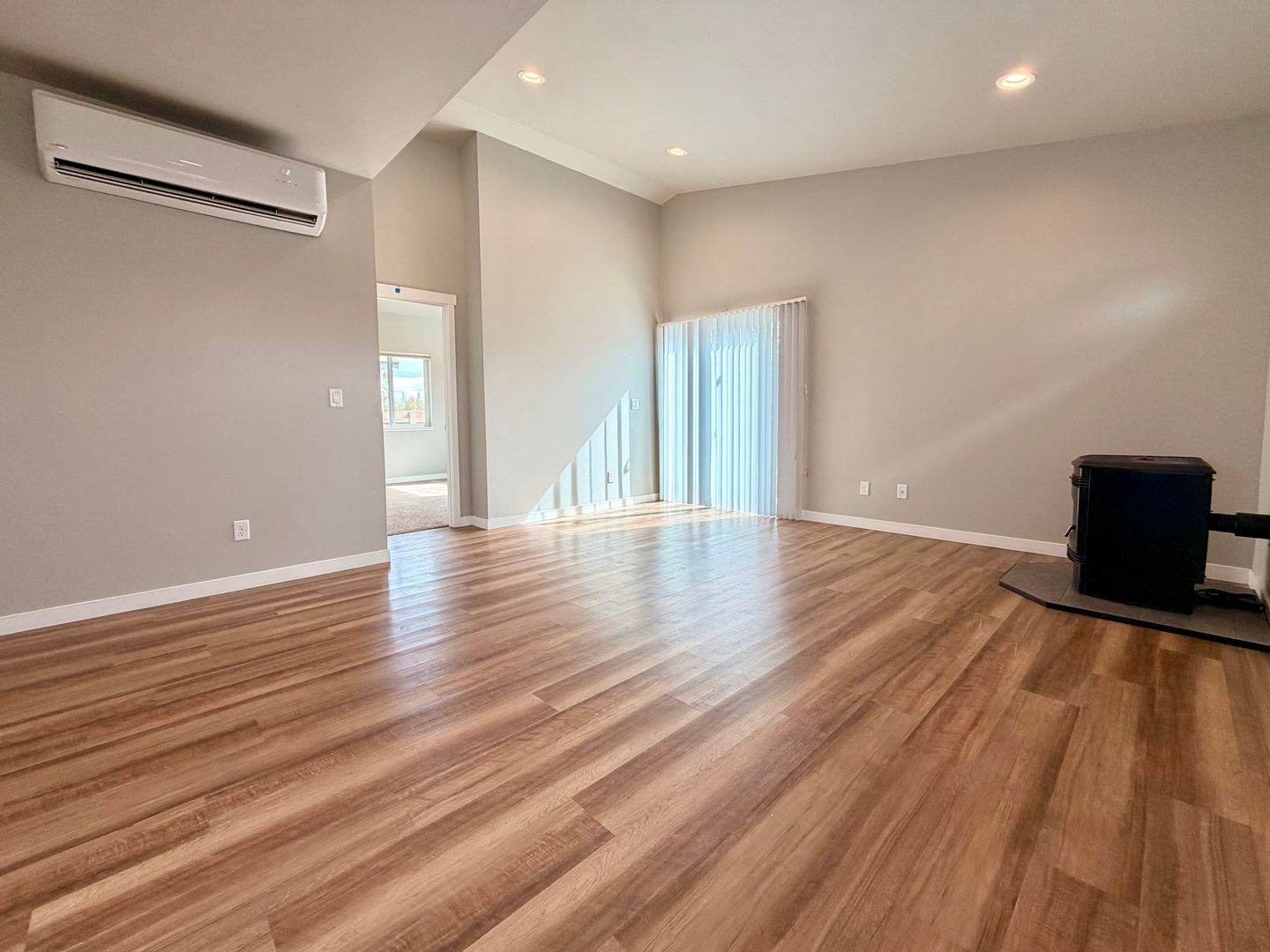 16439 Bassett Dr  - La Pine - Oregon - 3 bed, 2 bath rental property