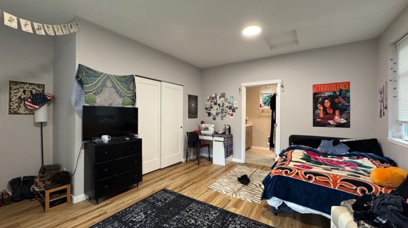 1709 30th Street - Bellingham - Washington - 6 bed, 5 bath rental property