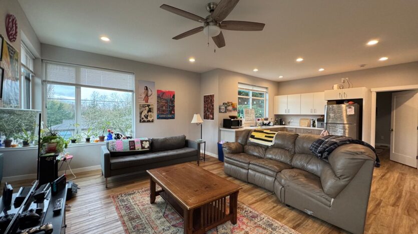 1709 30th Street - Bellingham - Washington - 6 bed, 5 bath rental property