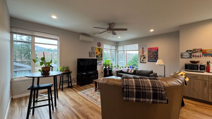 1709 30th Street - Bellingham - Washington - 6 bed, 5 bath rental property