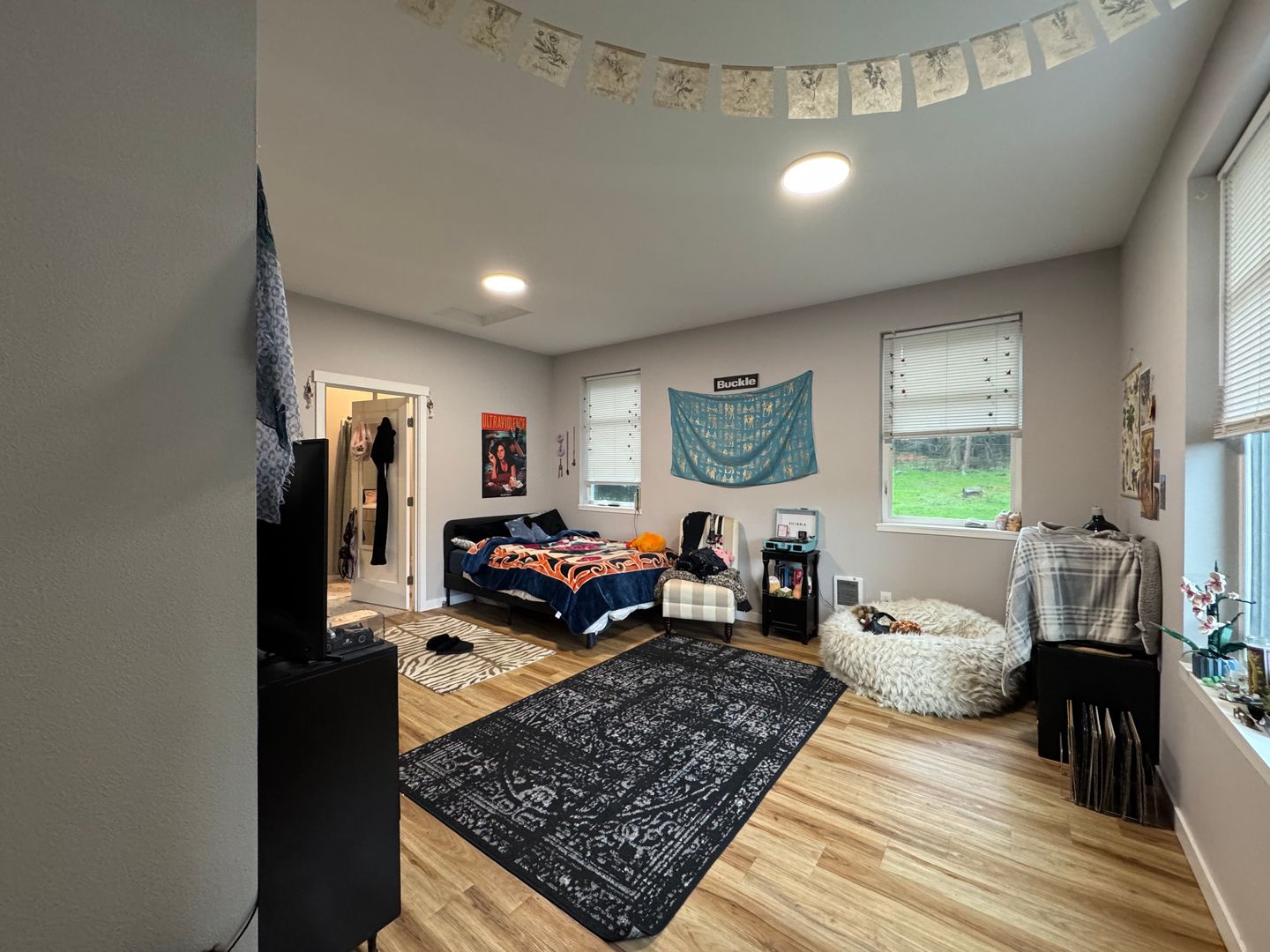 1709 30th Street - Bellingham - Washington - 6 bed, 5 bath rental property