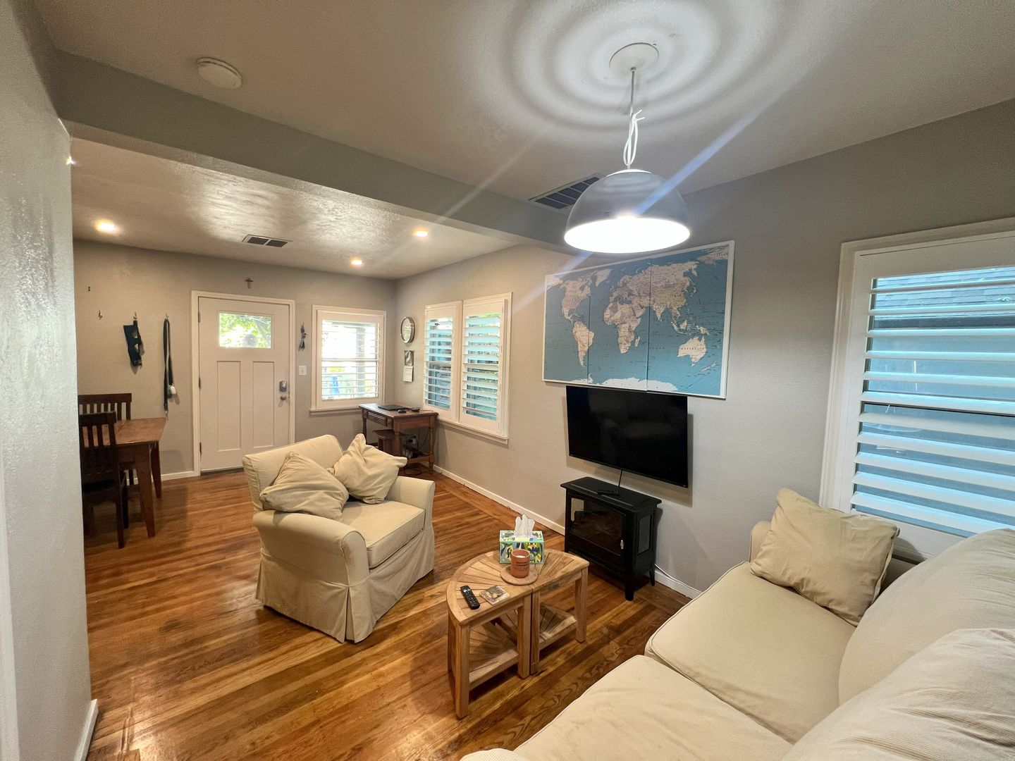 1750 Caramay Way - Sacramento - California - 2 bed, 1.5 bath rental property