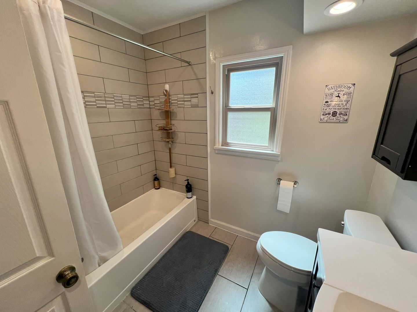 1750 Caramay Way - Sacramento - California - 2 bed, 1.5 bath rental property