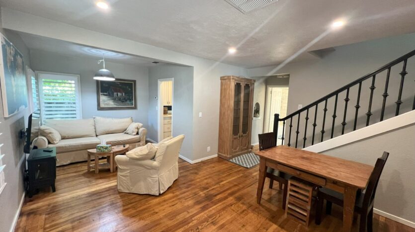 1750 Caramay Way - Sacramento - California - 2 bed, 1.5 bath rental property