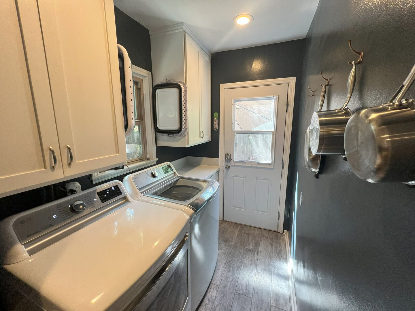 1750 Caramay Way - Sacramento - California - 2 bed, 1.5 bath rental property