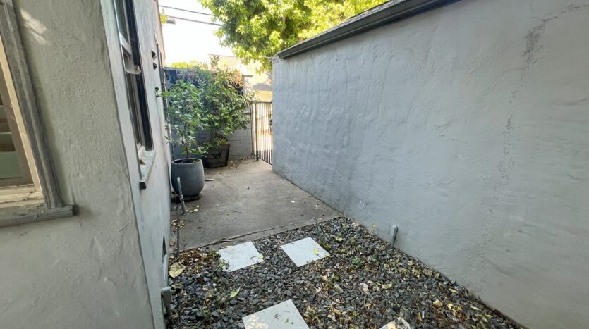 1750 Caramay Way - Sacramento - California - 2 bed, 1.5 bath rental property
