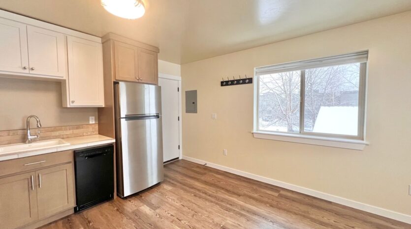181 E Tall Fir Court - D - Sisters - Oregon - 1 bed, 1 bath rental property
