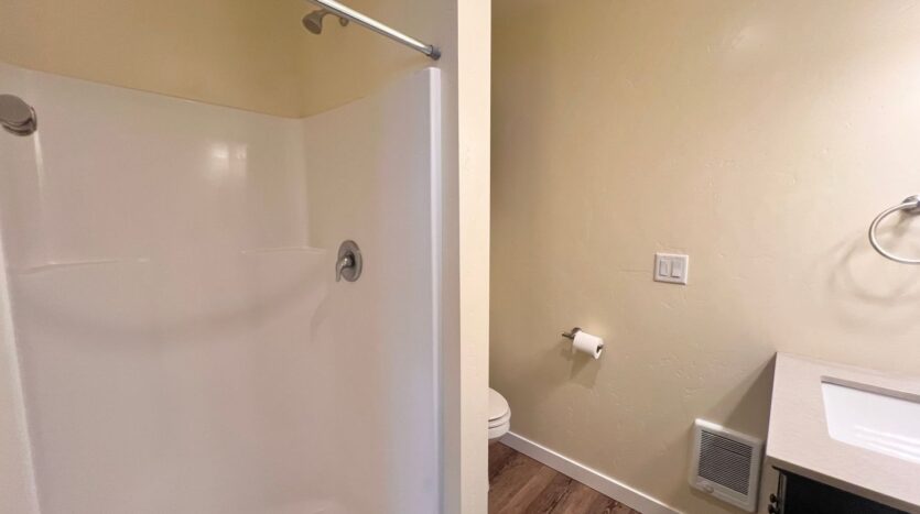 181 E Tall Fir Court - D - Sisters - Oregon - 1 bed, 1 bath rental property