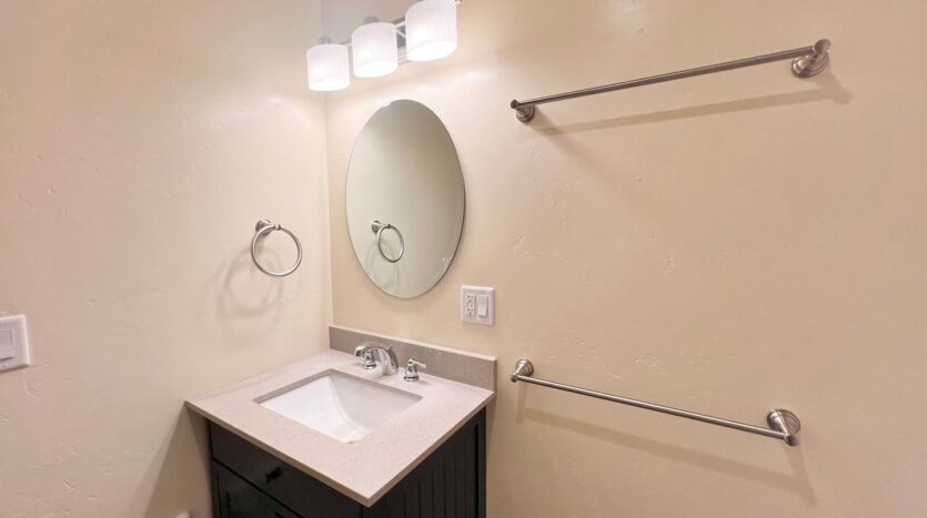 181 E Tall Fir Court - D - Sisters - Oregon - 1 bed, 1 bath rental property