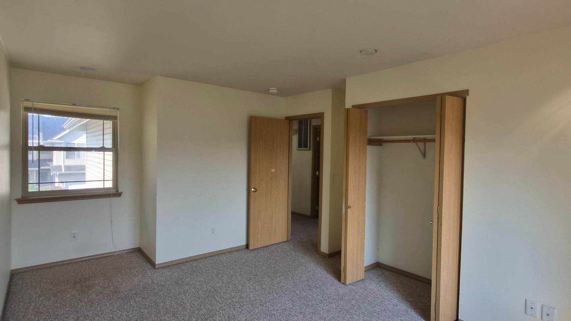 # 1813 E. Maryland St. - Bellingham - Washington - 3 bed, 1.5 bath rental property