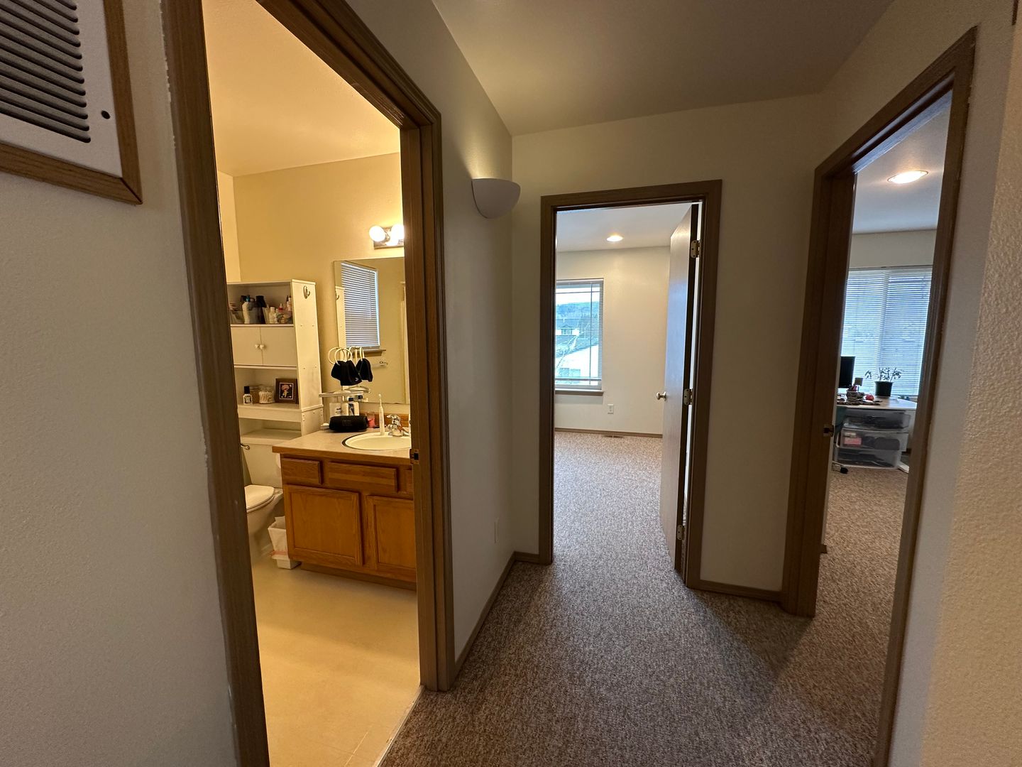 # 1813 E. Maryland St. - Bellingham - Washington - 3 bed, 1.5 bath rental property