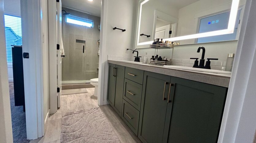 18200 NE 47th Ave - Vancouver - Washington - 3 bed, 2.5 bath rental property