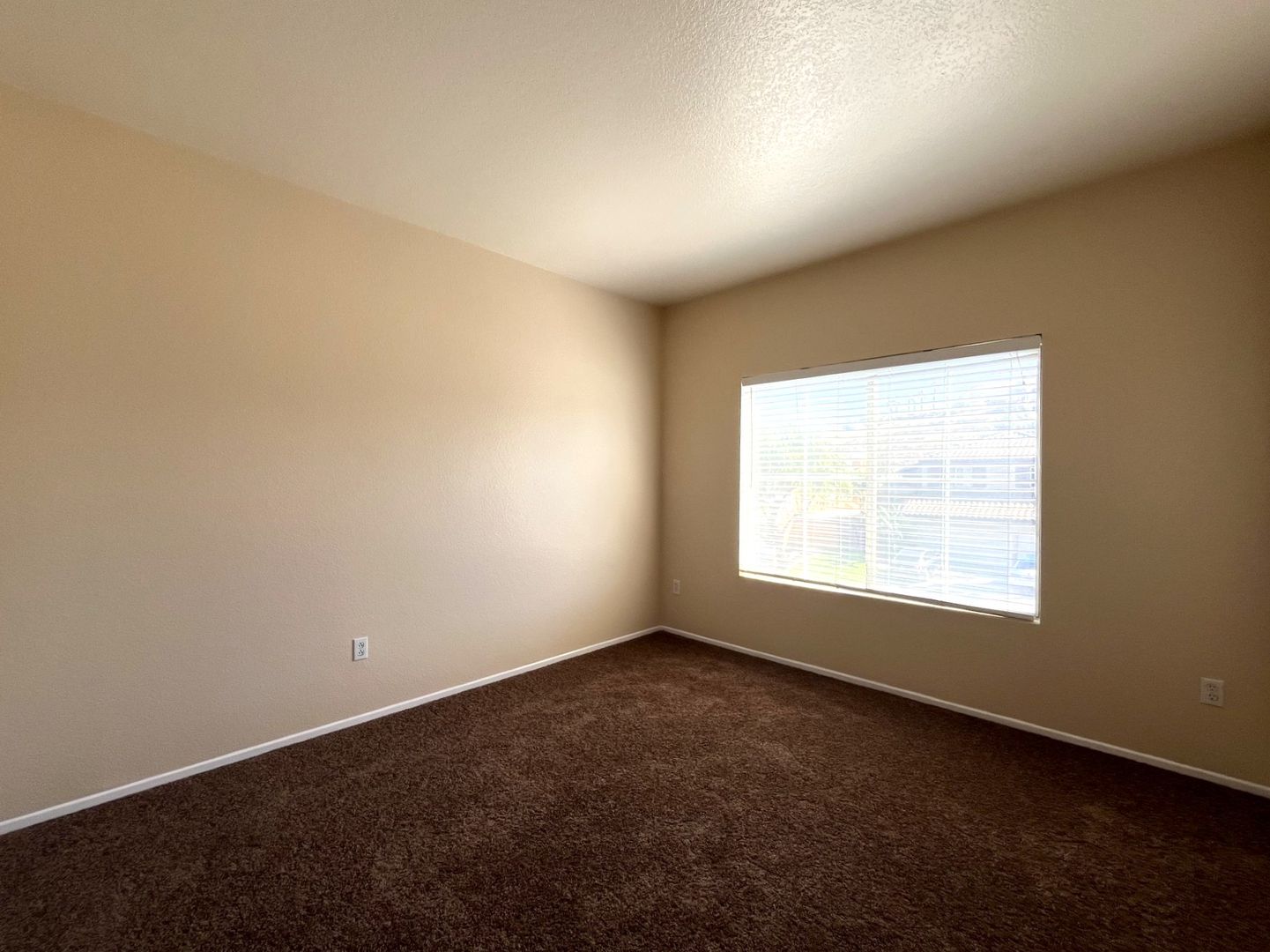 1843 Madera Cir - Corona - California - 4 bed, 3 bath rental property