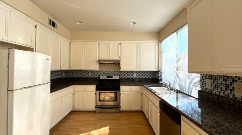 1843 Madera Cir - Corona - California - 4 bed, 3 bath rental property