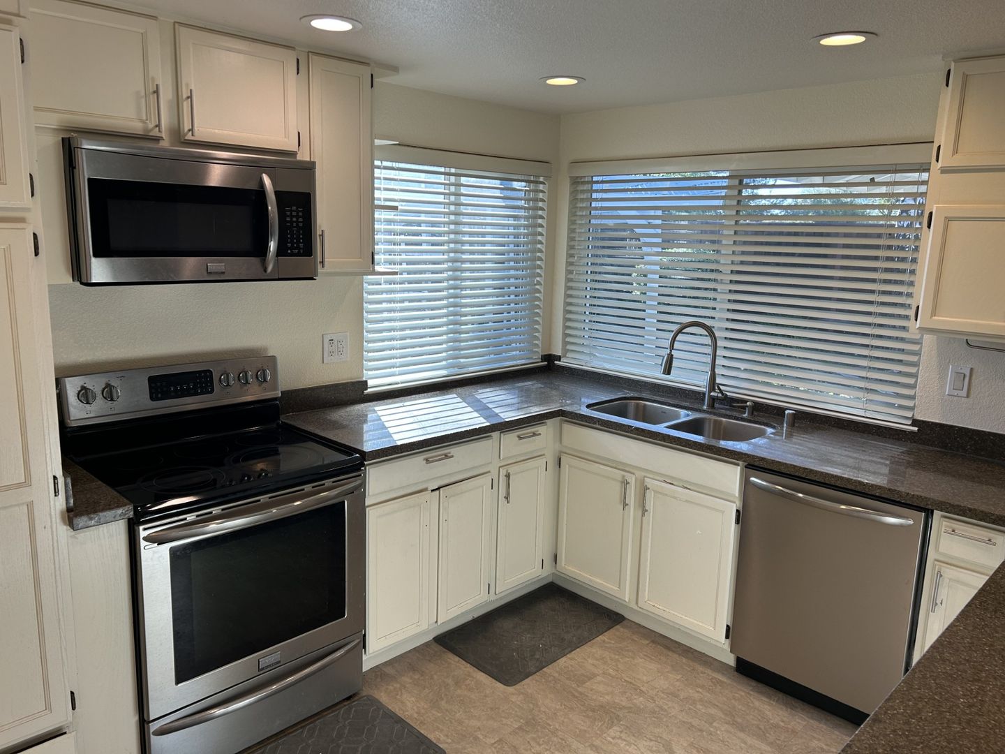 187 Fleet Street - Vallejo - California - 3 bed, 2 bath rental property