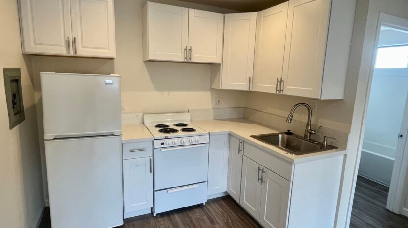 1887 N Vulcan Ave - Encinitas - California - 1 bed, 1 bath rental property