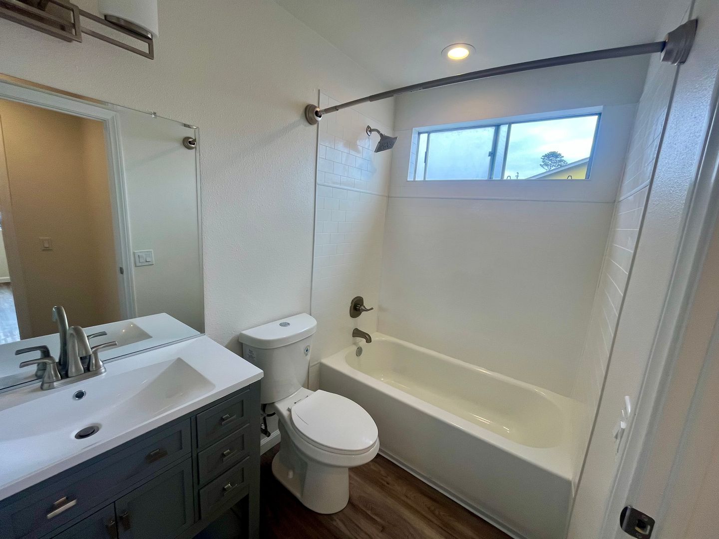 1887 N Vulcan Ave - Encinitas - California - 1 bed, 1 bath rental property