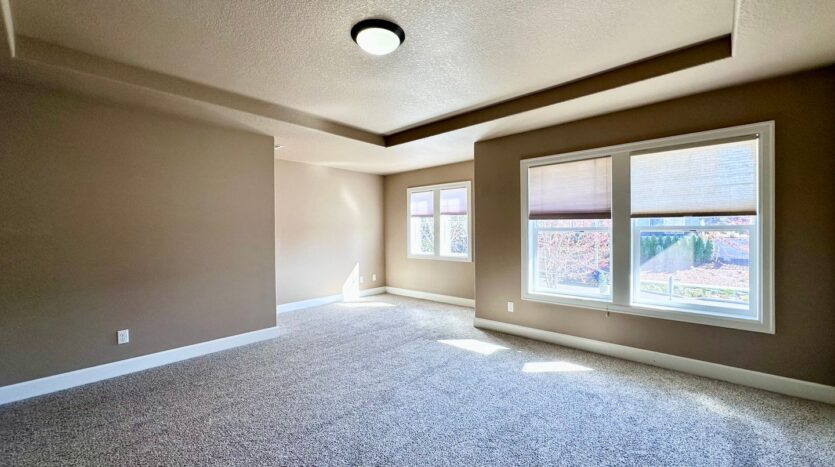 19021 Village Blvd - Sandy - Oregon - 3 bed, 2.5 bath rental property