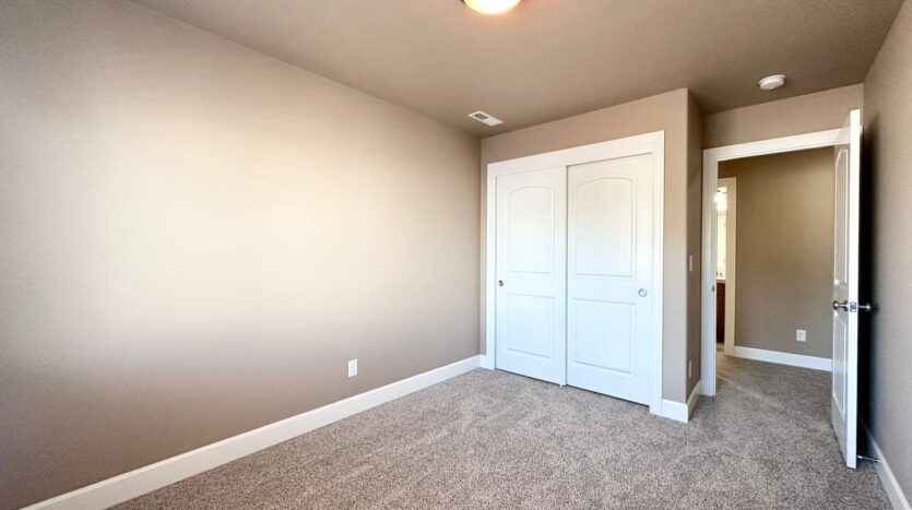 19021 Village Blvd - Sandy - Oregon - 3 bed, 2.5 bath rental property