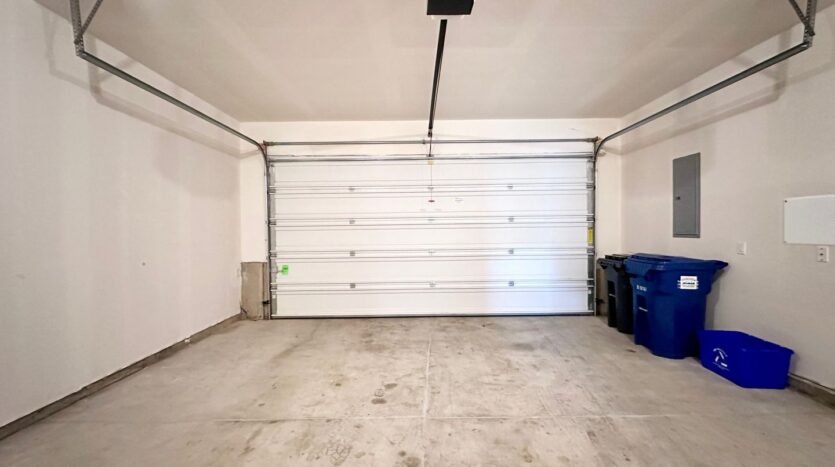 19021 Village Blvd - Sandy - Oregon - 3 bed, 2.5 bath rental property