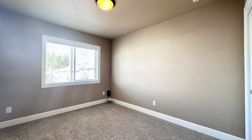 19021 Village Blvd - Sandy - Oregon - 3 bed, 2.5 bath rental property