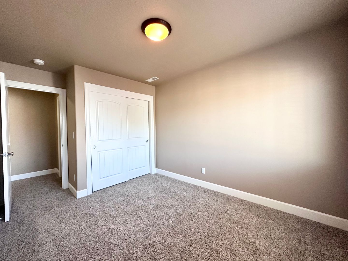 19021 Village Blvd - Sandy - Oregon - 3 bed, 2.5 bath rental property