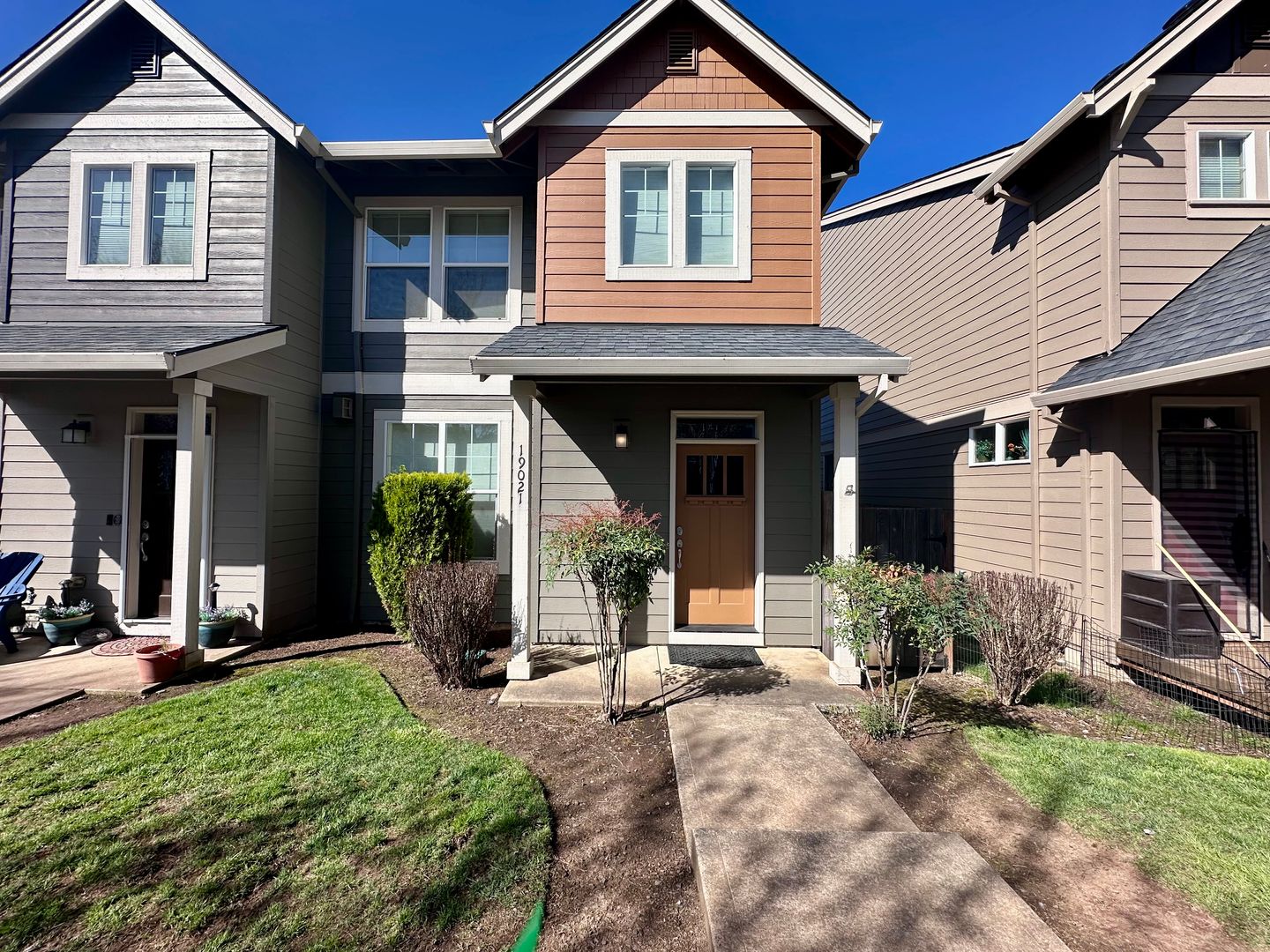 19021 Village Blvd - Sandy - Oregon - 3 bed, 2.5 bath rental property