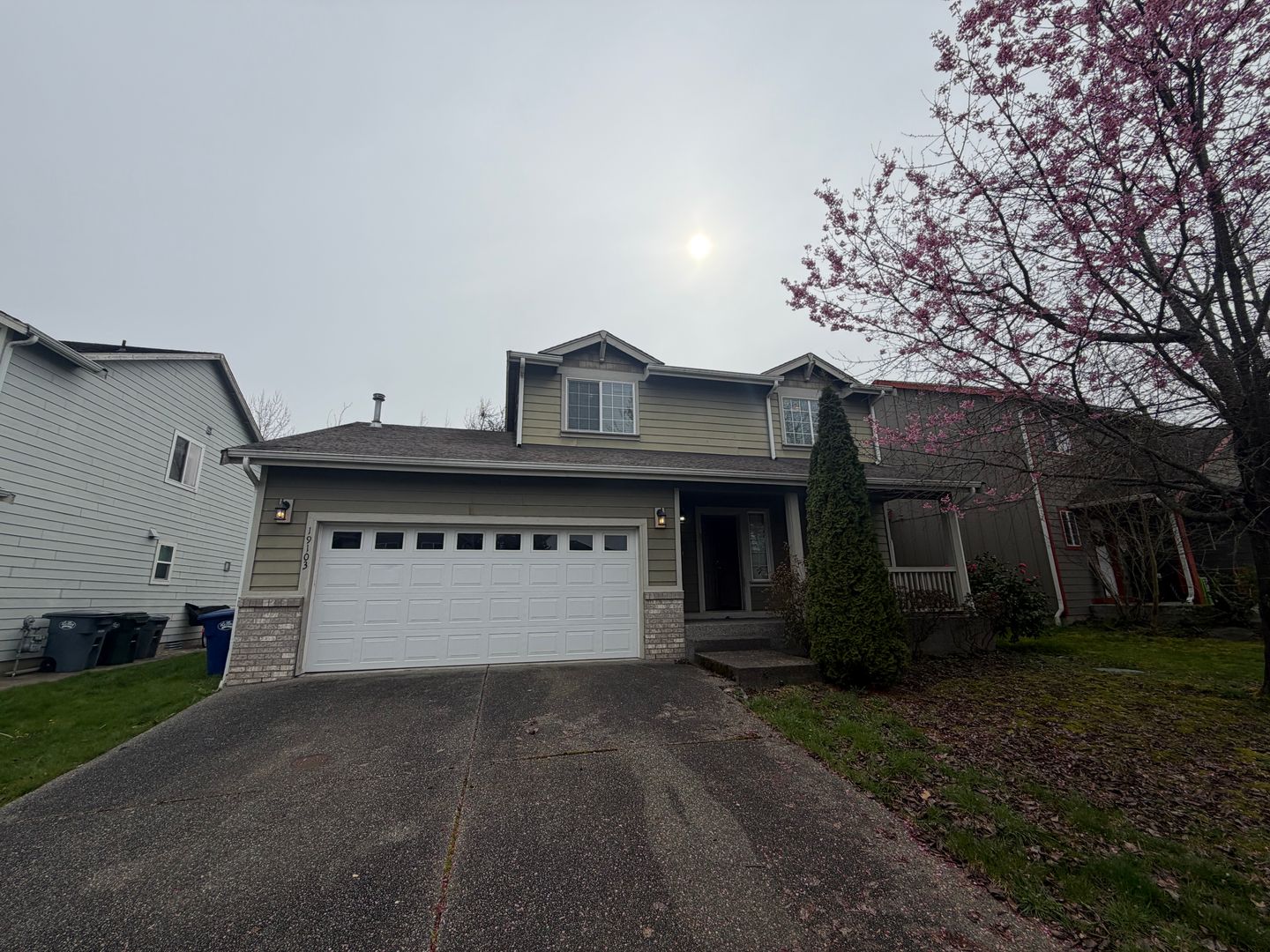 19103 23rd Ave Ct E - Tacoma - Washington - 3 bed, 3 bath rental property