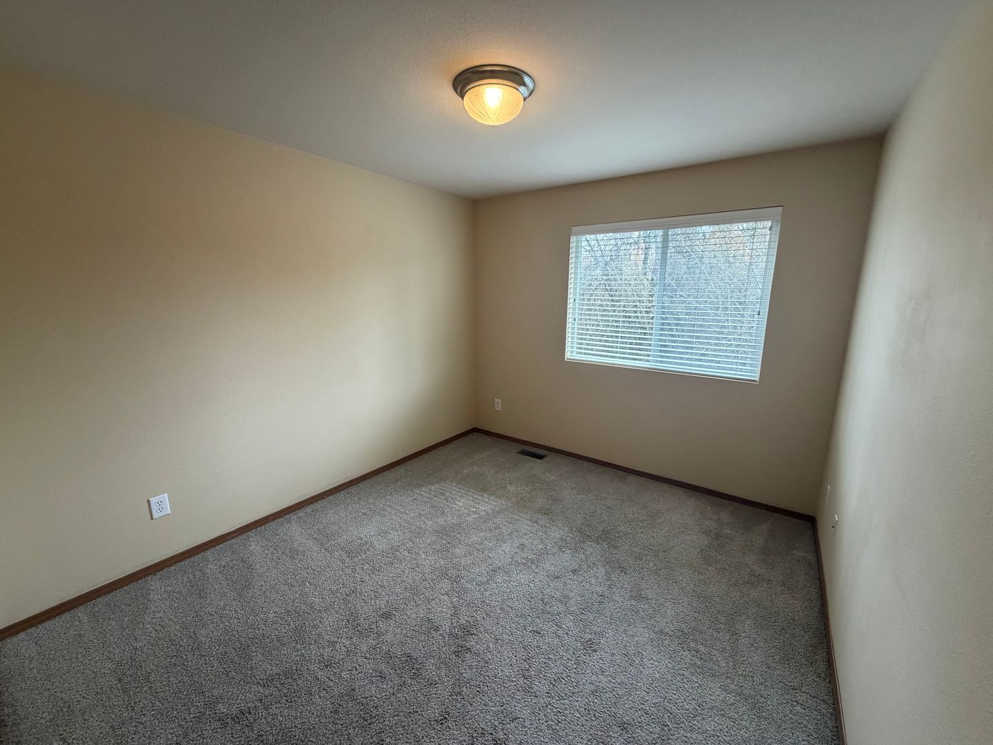 19103 23rd Ave Ct E - Tacoma - Washington - 3 bed, 3 bath rental property