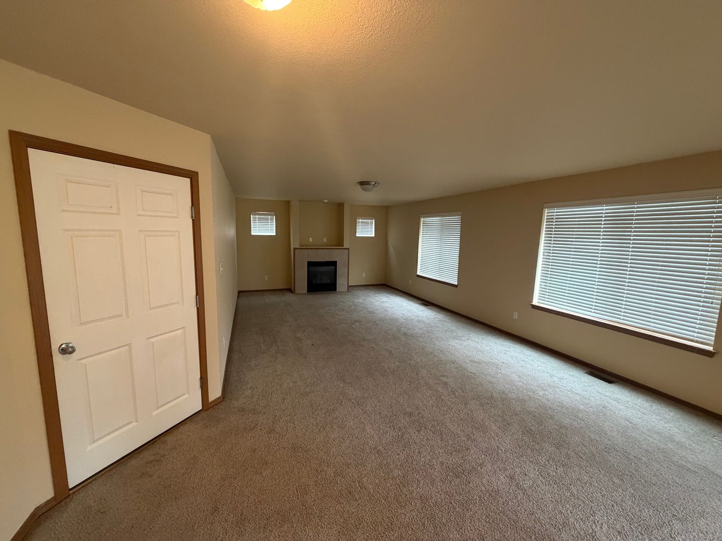 19103 23rd Ave Ct E - Tacoma - Washington - 3 bed, 3 bath rental property
