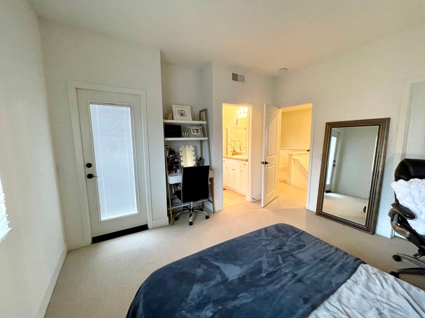 20402 Santa Ana Ave Unit 9 - Newport Beach - California - 2 bed, 2.5 bath rental property